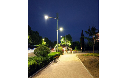 悟空体育这两款智慧路灯亮相青岛，为2018上合组织峰会献礼